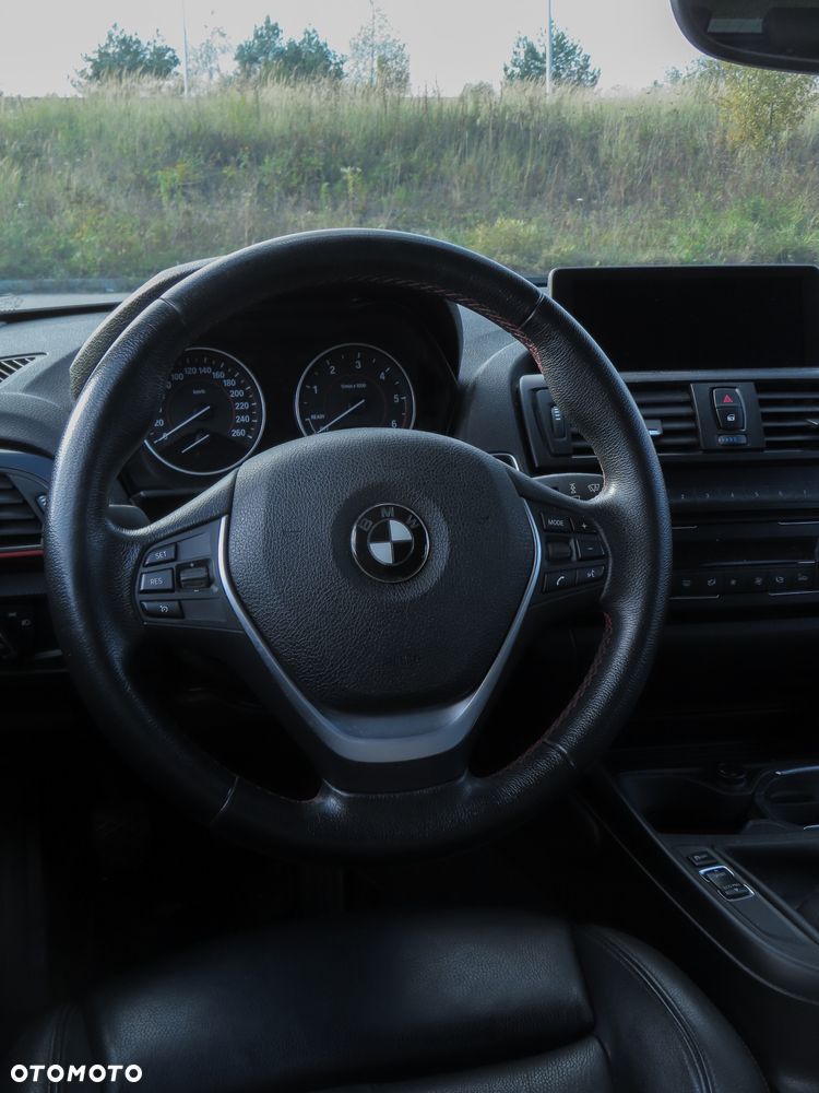 BMW Seria 1 120d Sport Line - 9