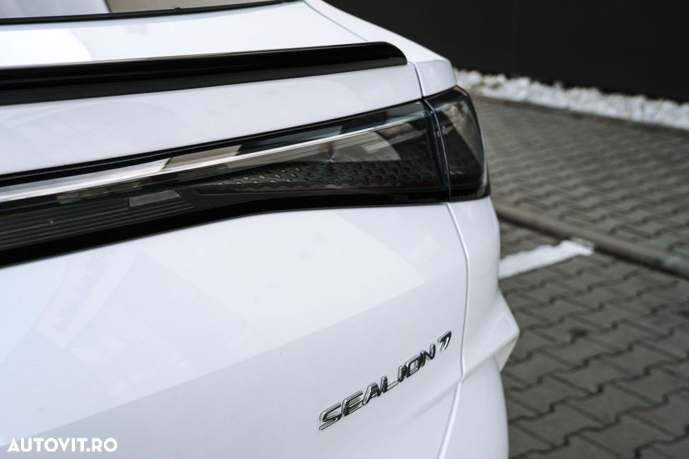 Byd Sealion 7 - 10