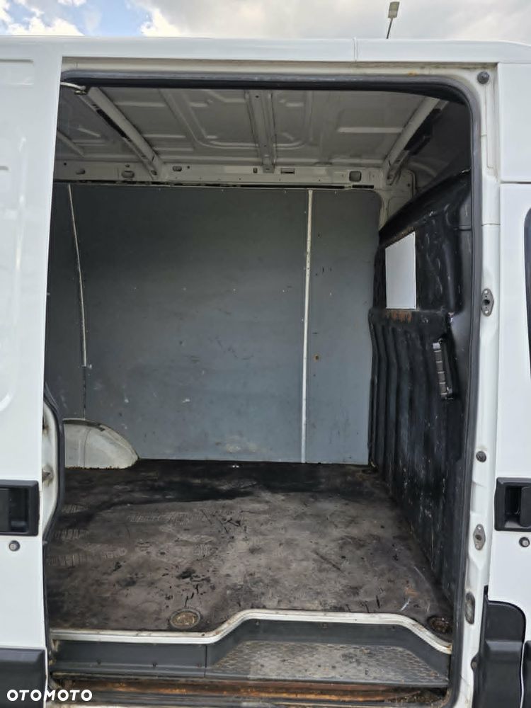 Iveco Daily - 18
