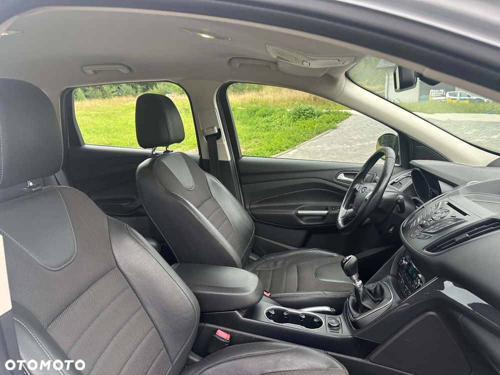 Ford Kuga 2.0 TDCi 4x4 Titanium - 18
