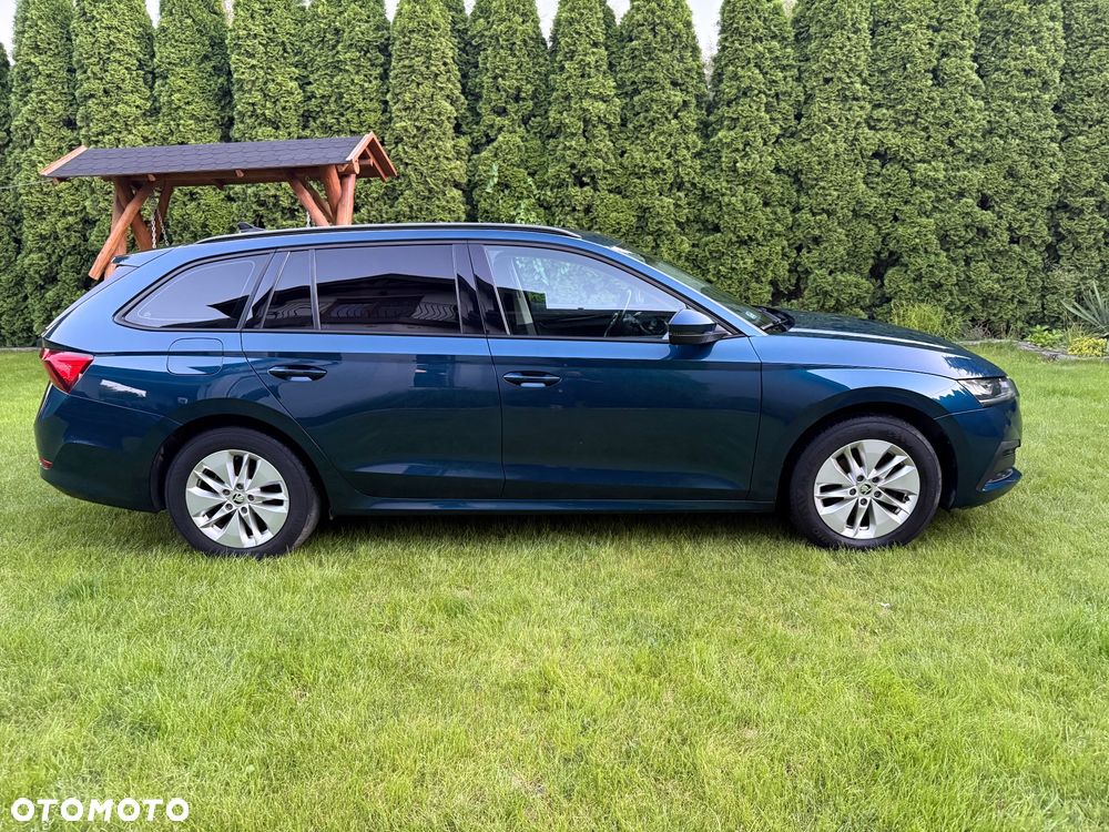 Skoda Octavia 2.0 TDI Active - 6