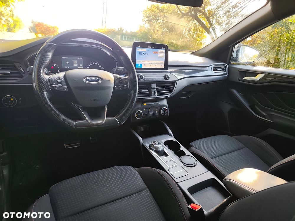 Ford Focus 1.5 EcoBlue Start-Stopp-System ST-LINE - 10