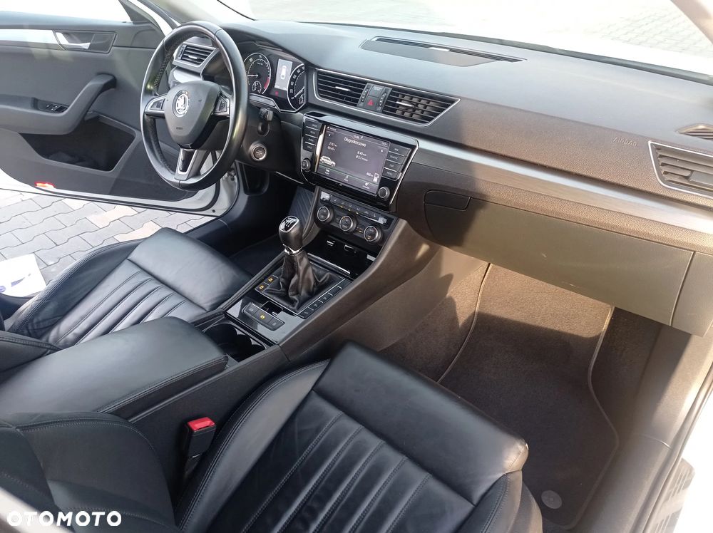 Skoda Superb 2.0 TDI Style - 18