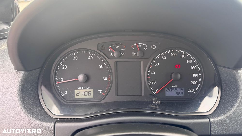Volkswagen Polo 1.2 Attractive - 7