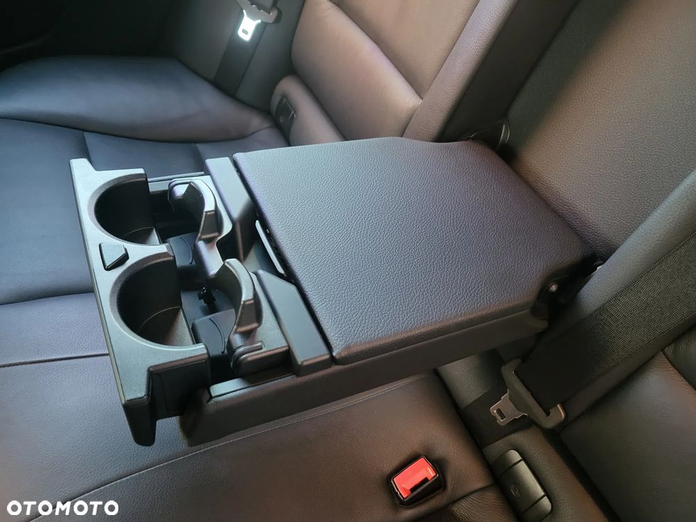BMW Seria 5 518d - 18