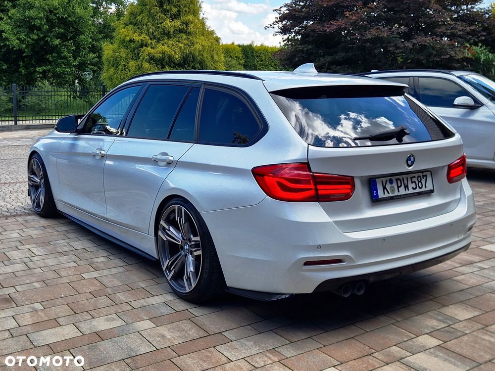 BMW Seria 3 320d Sport Line Shadow sport - 13