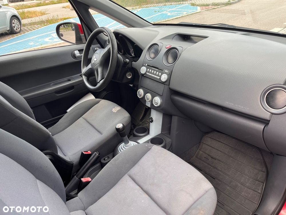 Mitsubishi Colt 1.3 Invite - 12