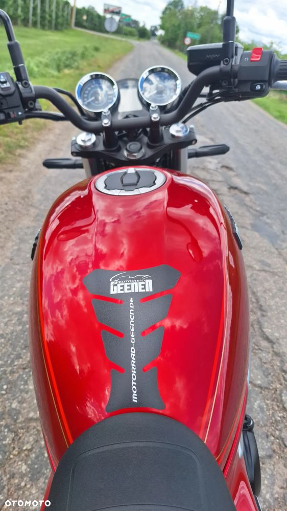 Kawasaki Z 650 RS - 20