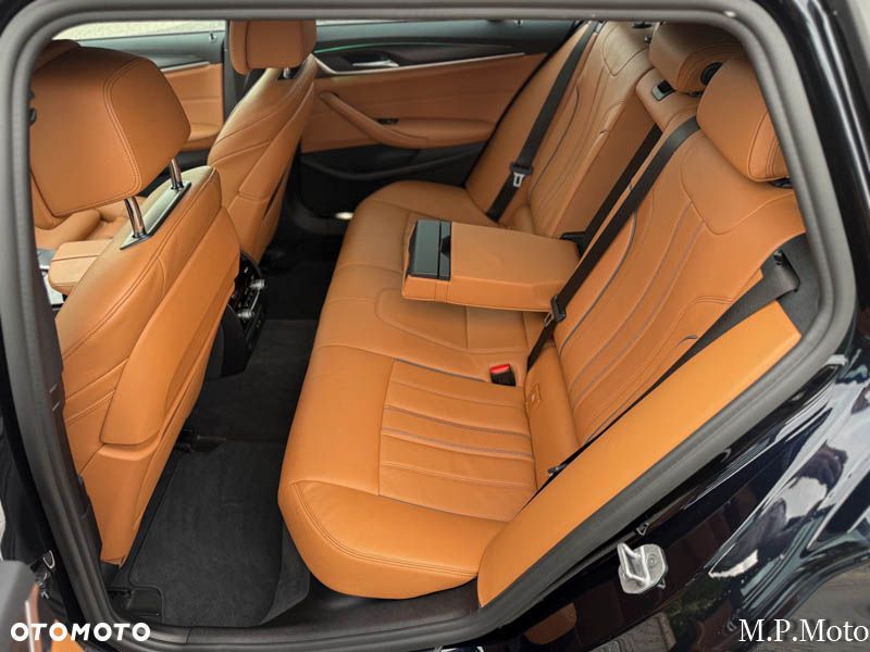 BMW Seria 5 520d M Sport Edition - 30