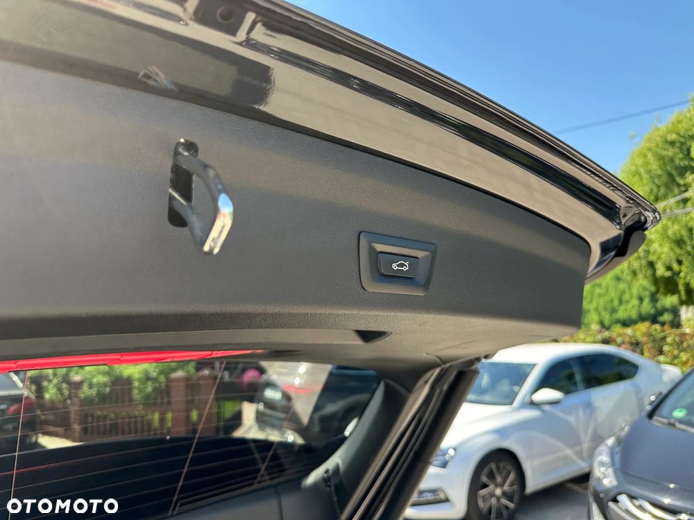 BMW Seria 1 - 30