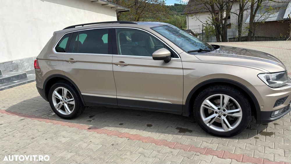 Volkswagen Tiguan 2.0 TDI DPF DSG 4Mot Comfortline - 4