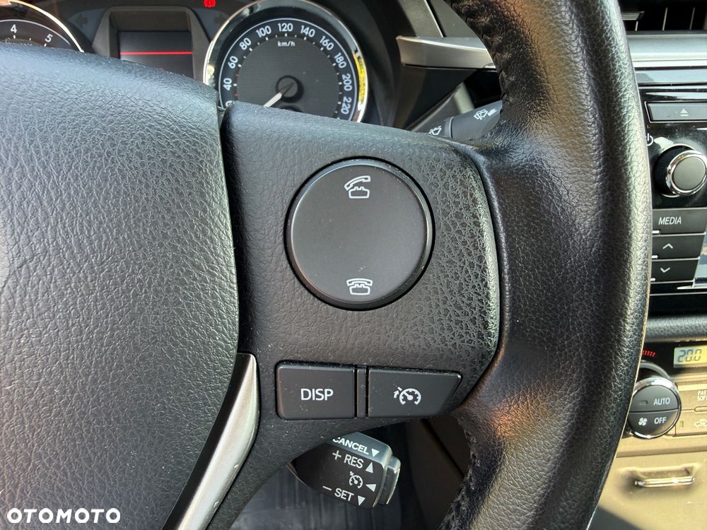 Toyota Corolla 1.6 Comfort - 13