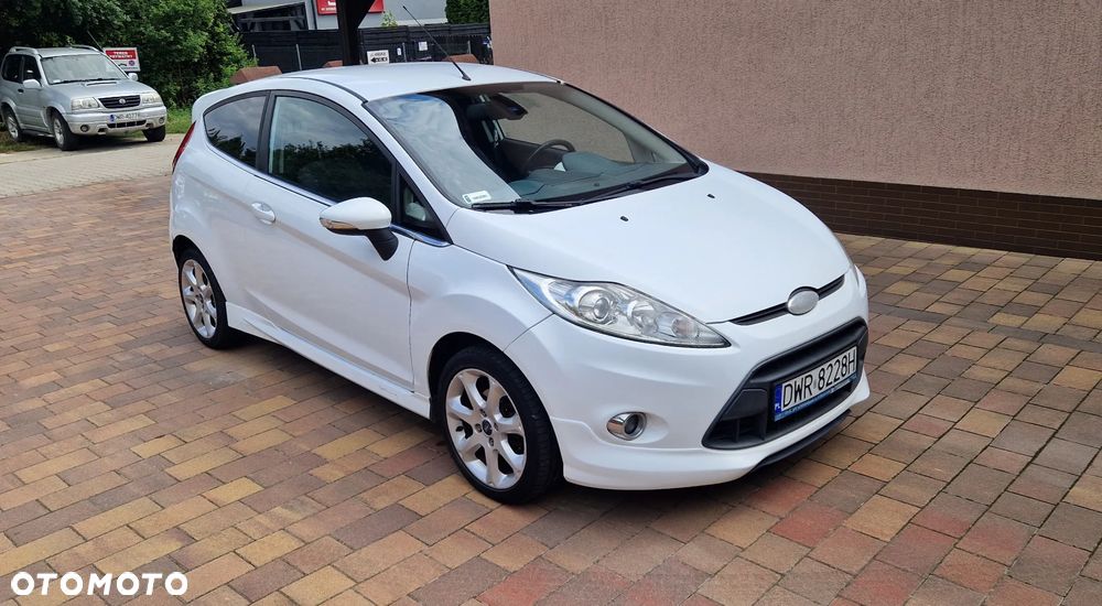 Ford Fiesta 2009 photo 3