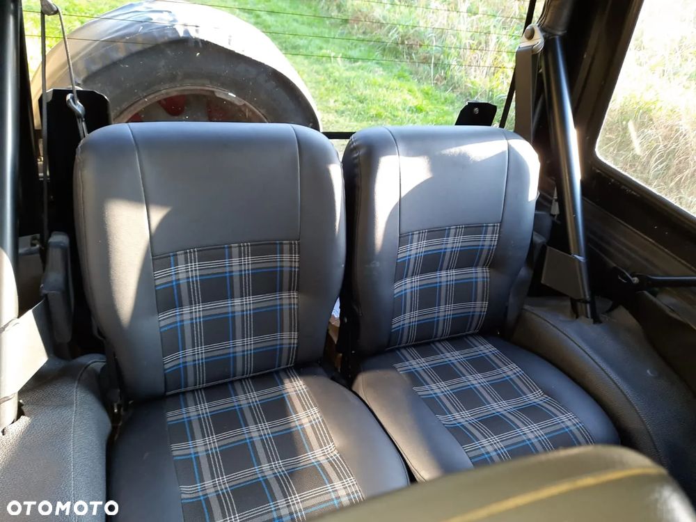 Suzuki Samurai - 4