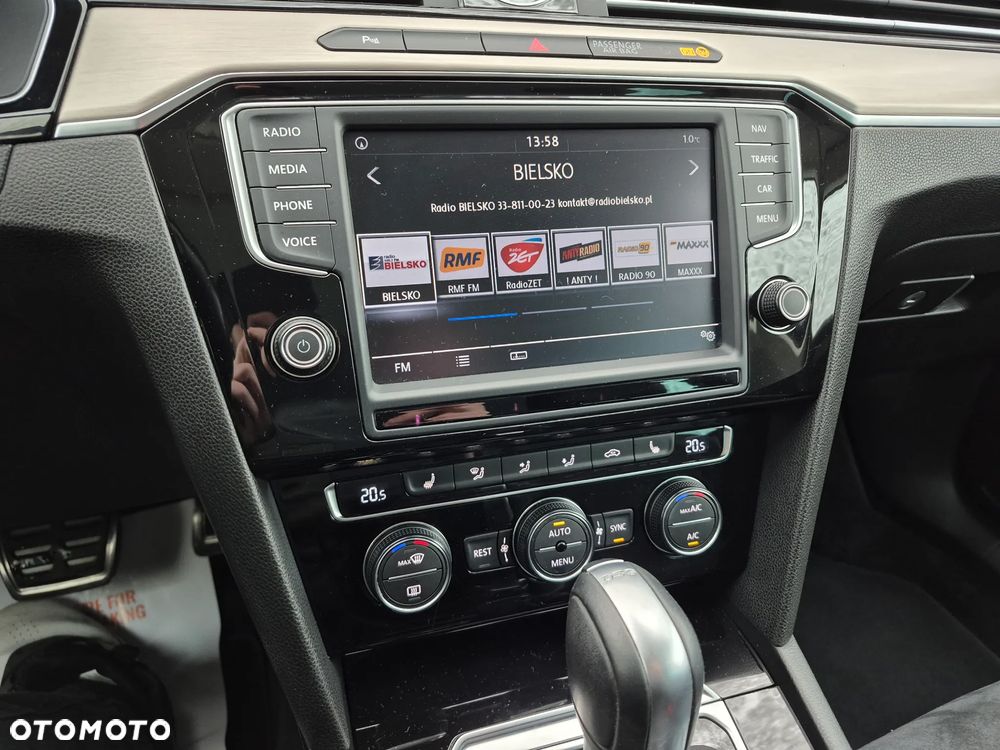 Volkswagen Passat 2.0 TDI SCR DSG Highline - 23