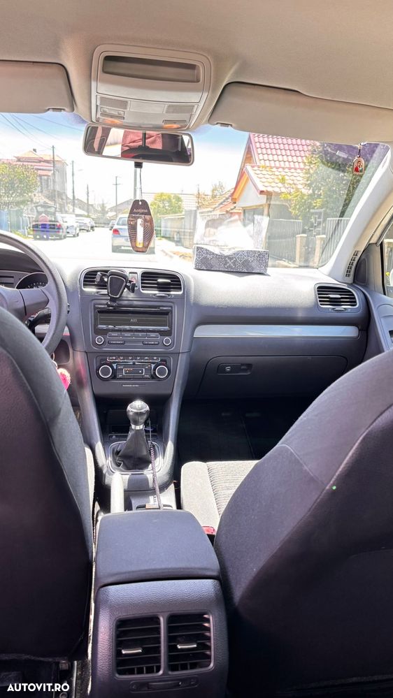 Volkswagen Golf 1.6 TDI DPF Trendline - 10