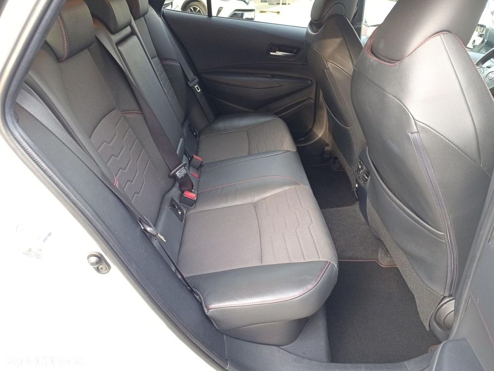 Toyota Corolla 2.0 Hybrid Selection - 25