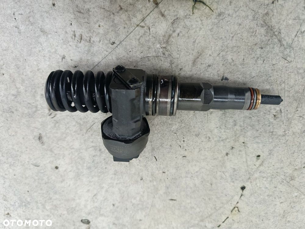 POMPOWTRYSK SKODA OCTAVIA II 038130073AG  0414720215  BOSCH 1.9 TDI - 6