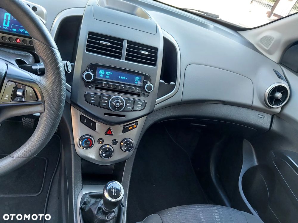 Chevrolet Aveo 1.4 LTZ - 13