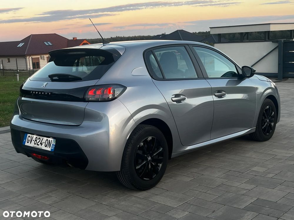 Peugeot 208 1.2 PureTech Style S&S - 6