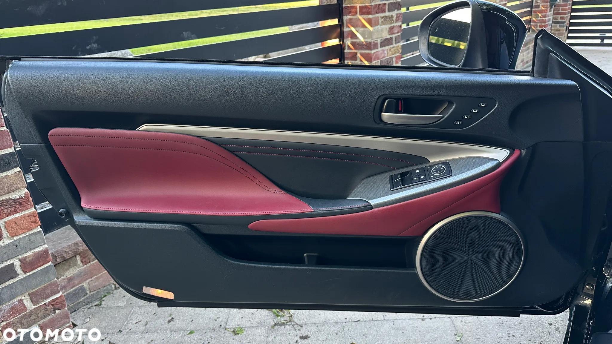 Lexus RC - 28