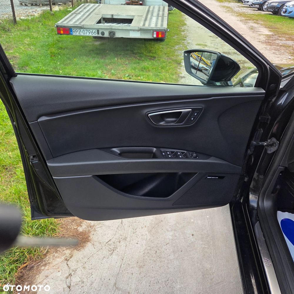 Seat Leon 1.8 TSI FR Black S&S - 12