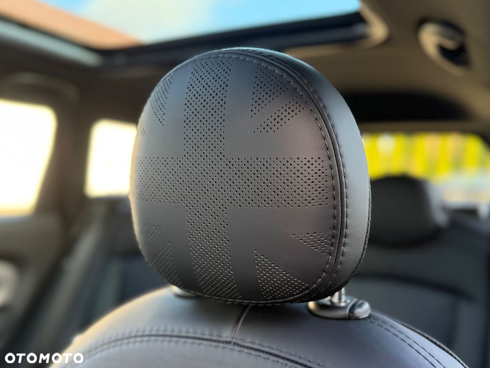 MINI John Cooper Works ALL4 sport - 12