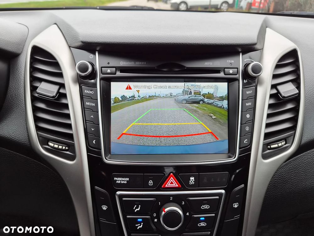 Hyundai i30 1.4 Fifa World Cup Edition - 20