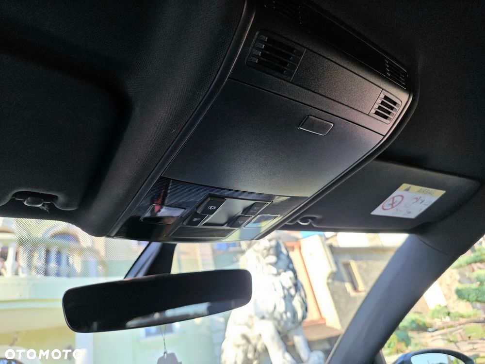 Volkswagen Golf GTD 2.0 TDI SCR DSG - 31