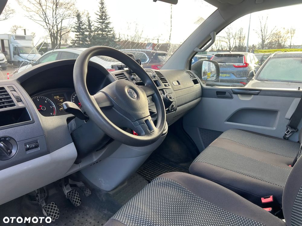 Volkswagen Transporter - 12