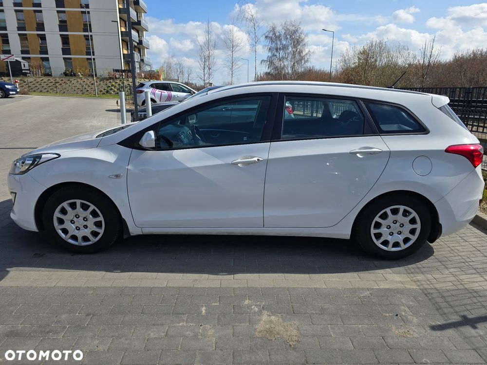 Hyundai i30 1.4 Classic + - 5