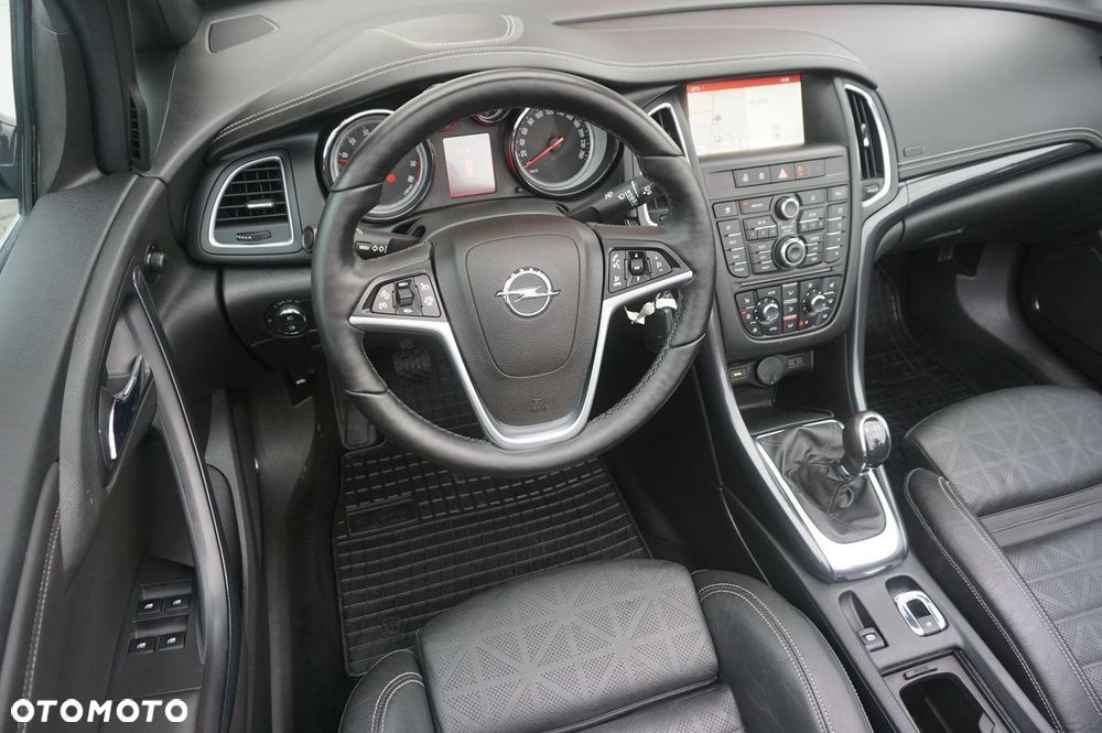 Opel Cascada 1.4 T Cosmo S&S EU6 - 19