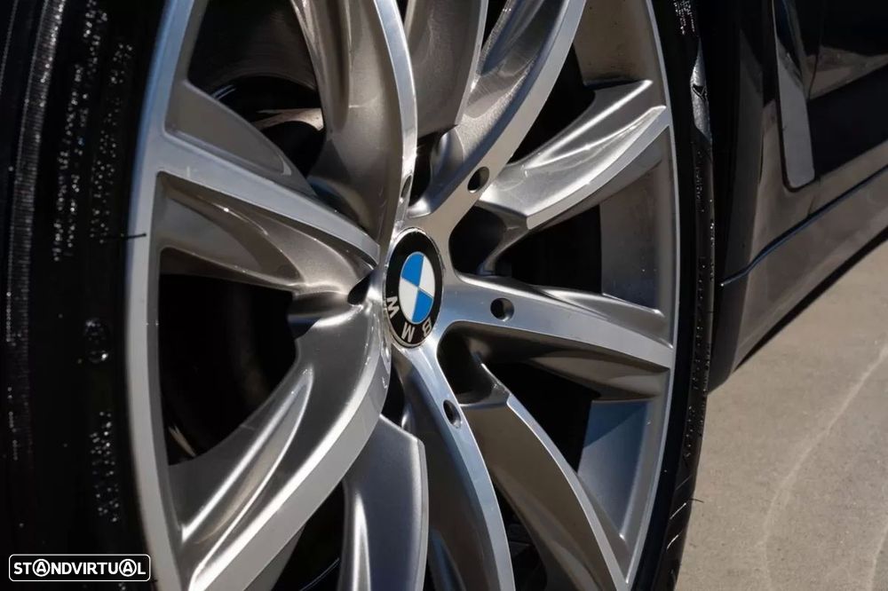 BMW 520 d Line Luxury Auto - 4