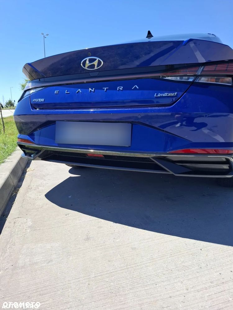 Hyundai Elantra 1.6 Premium - 3