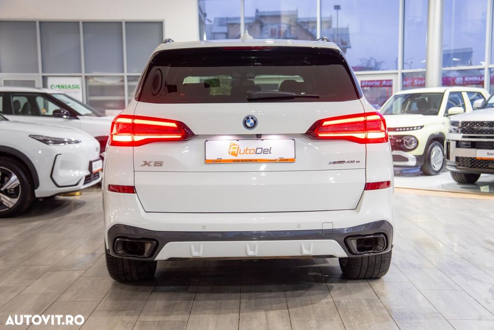 BMW X5 xDrive45e - 11