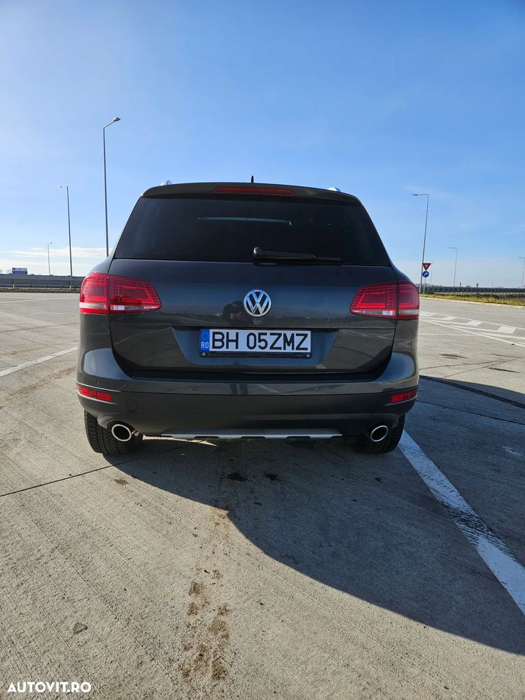 Volkswagen Touareg - 13