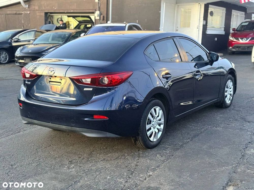 Mazda 3 - 4