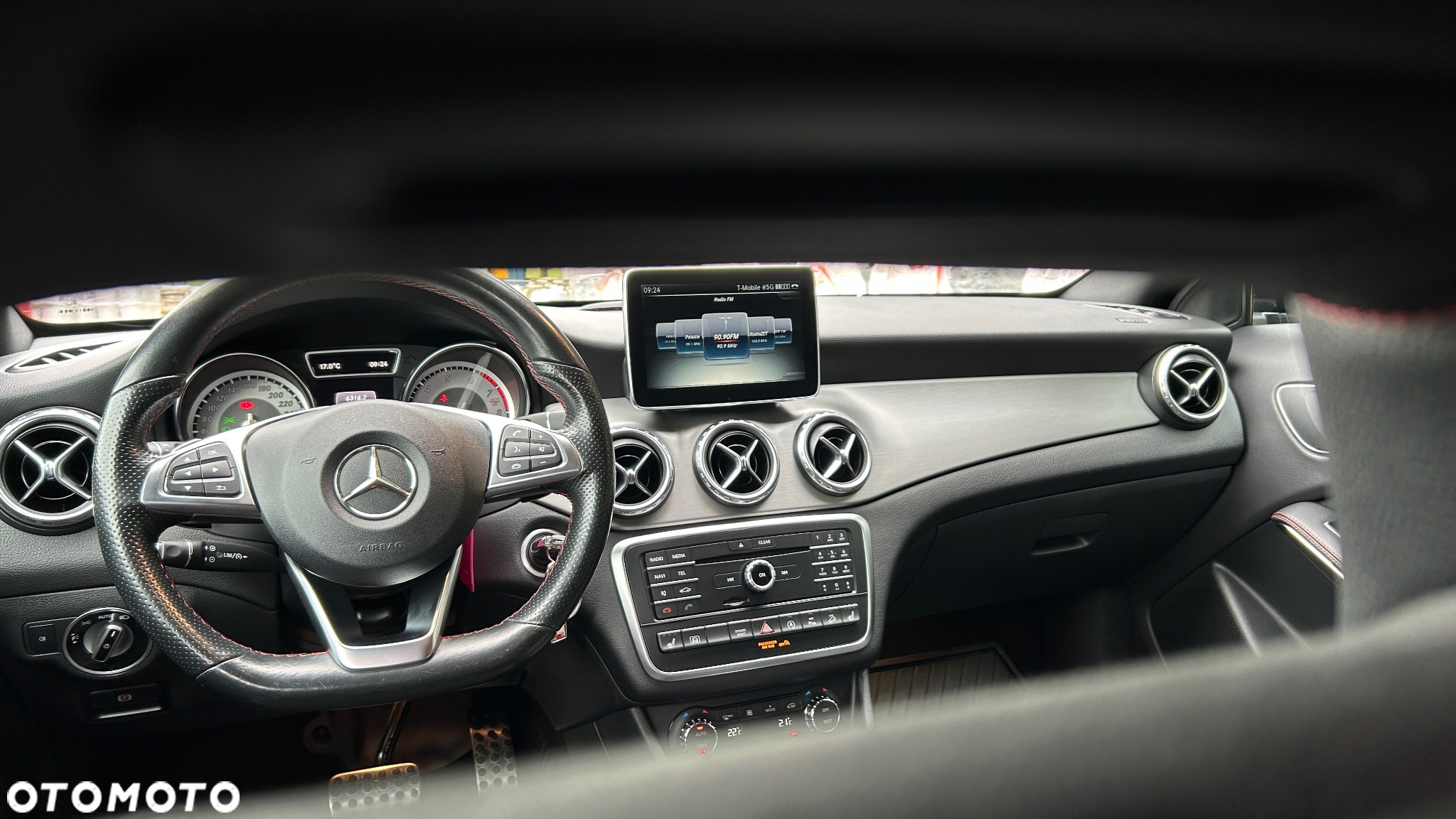 Mercedes-Benz GLA 250 4-Matic - 16