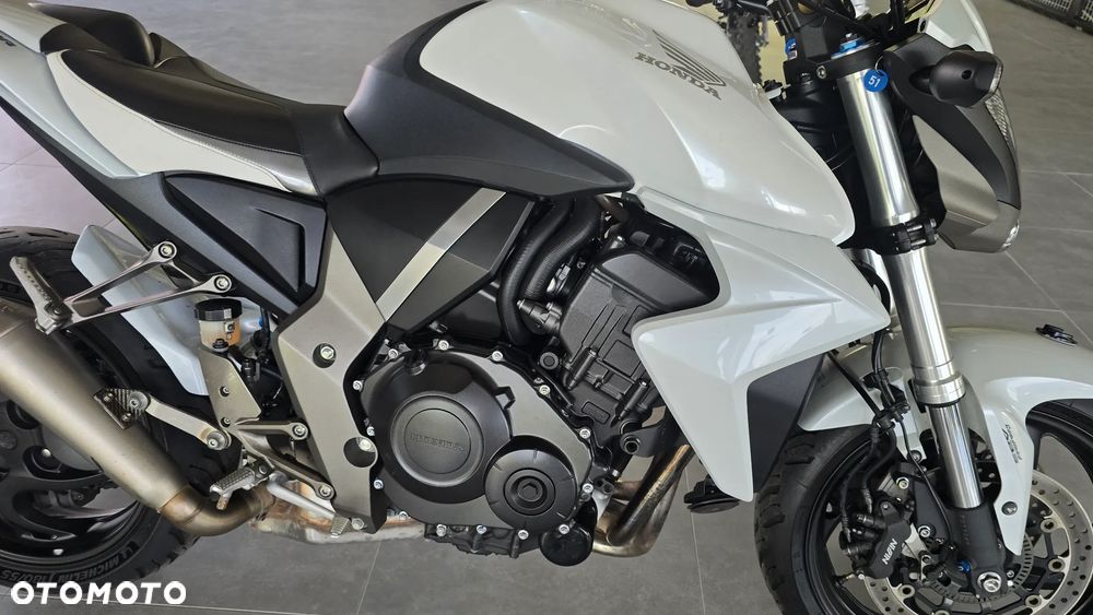 Honda CB - 26