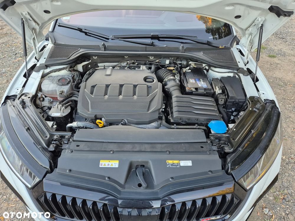 Skoda Octavia Combi 2.0 TDI DSG RS - 13