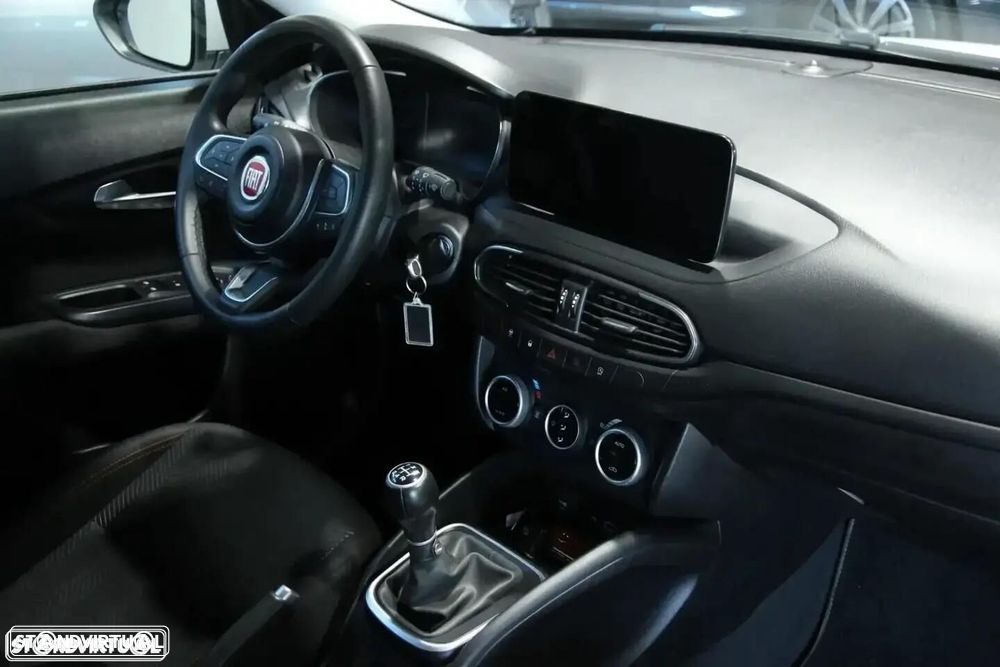 Fiat Tipo Station Wagon 1.0 GSE T3 Garmin - 10