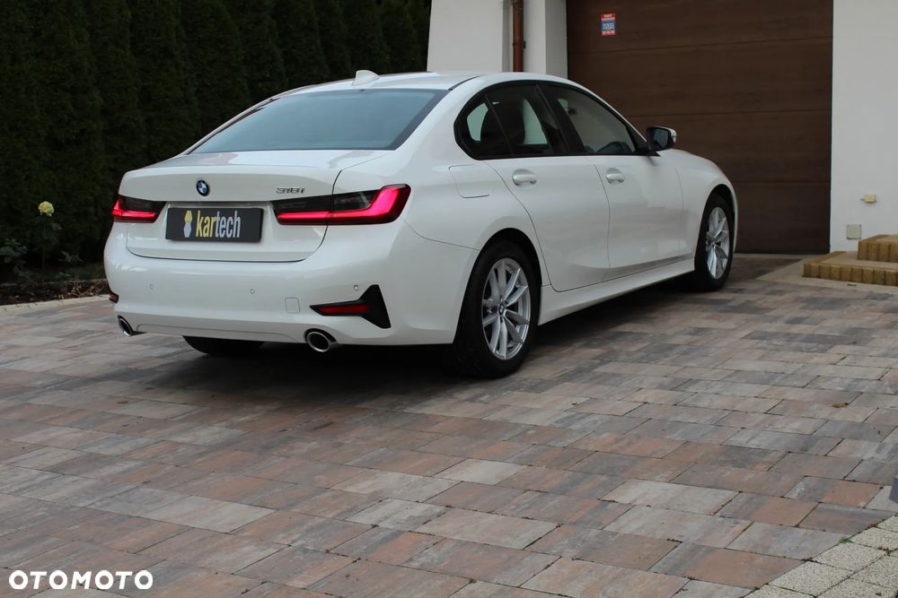 BMW Seria 3 318i Advantage sport - 8