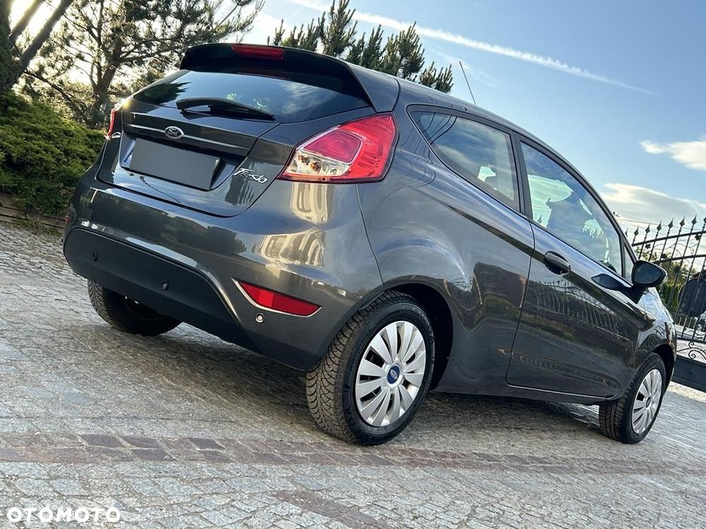 Ford Fiesta - 10