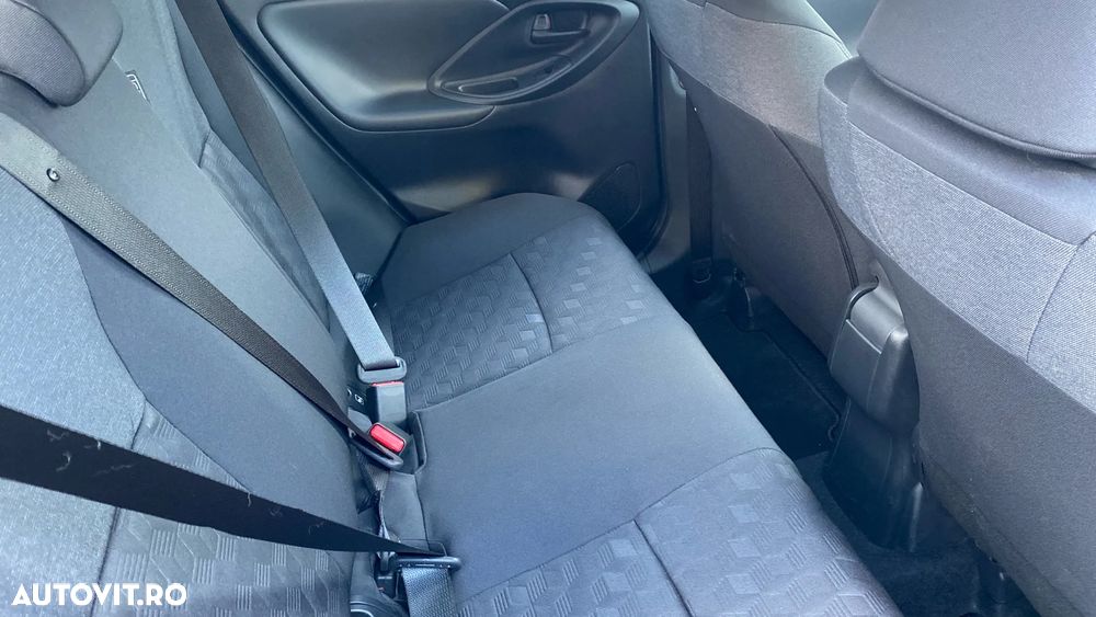 Toyota Yaris 1.5 VVT-i HSD Dynamic - 7