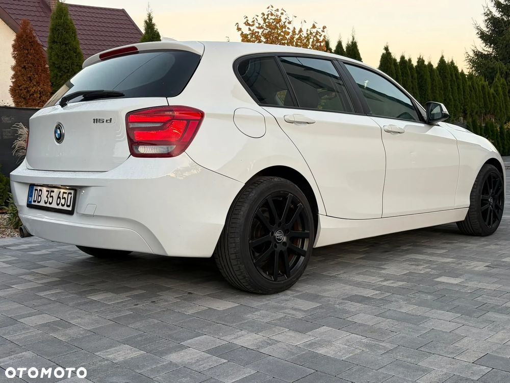 BMW Seria 1 - 12
