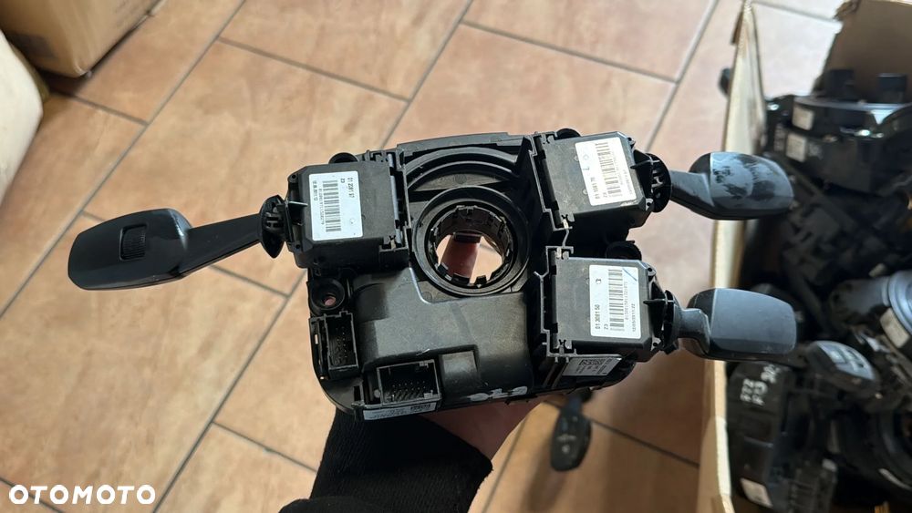 BMW E70 PRZEŁĄCZNIK ZESPOLONY PAJĄK 9179511 - 2
