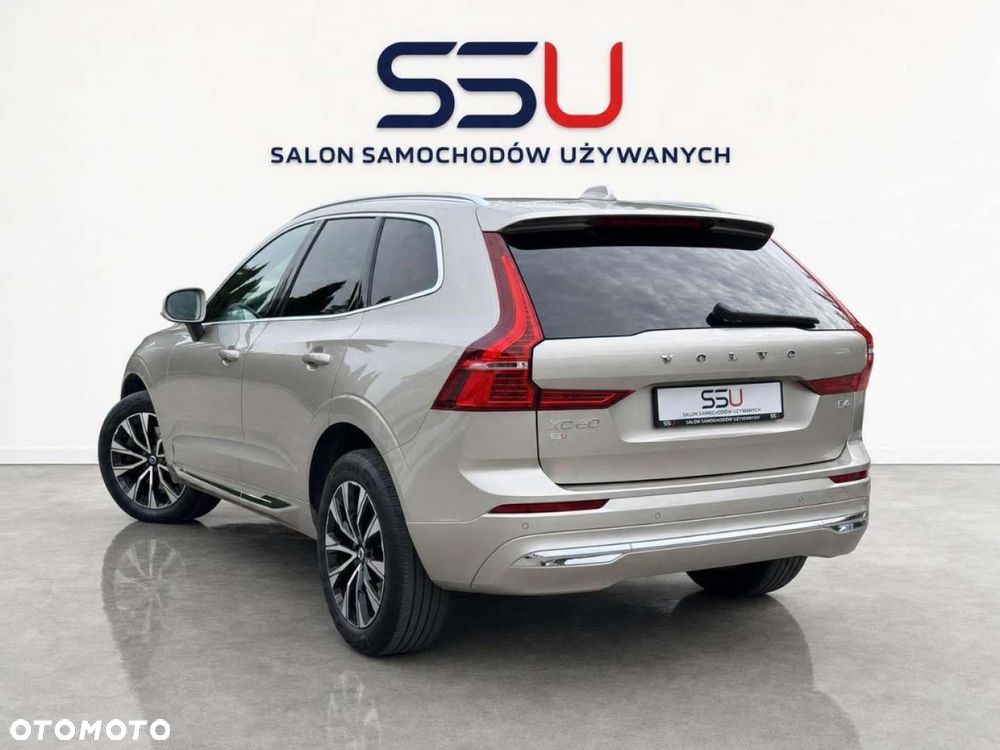 Volvo XC 60 - 4