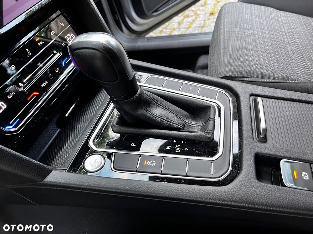 Volkswagen Passat 2.0 TDI EVO Business DSG - 34