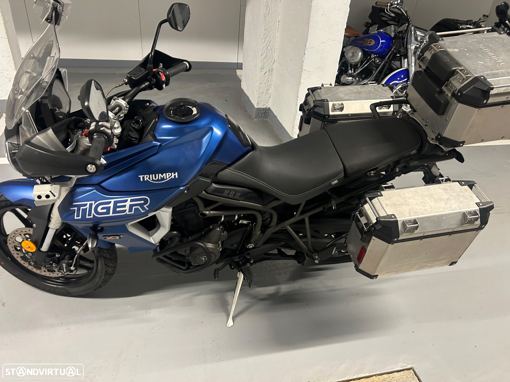 Triumph Tiger 800 Xrt - 12