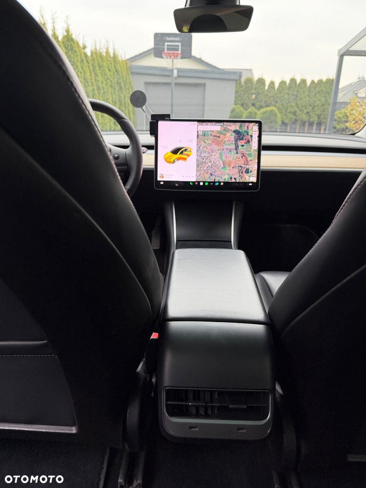 Tesla Model 3 Langstreckenbatterie Allradantrieb Dual Motor - 10